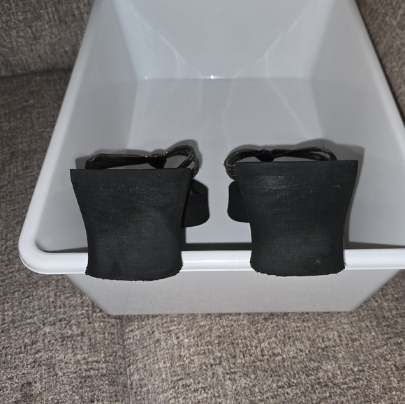 Candies: Braided, Strappy Wedge Thong Sandals, Black w/Silvery Bling, Size: 9/10 - Picture 6 of 11